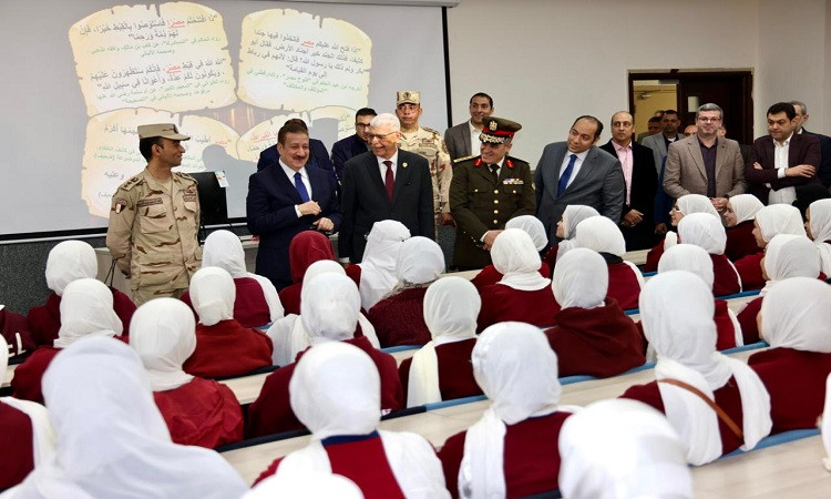 محافظ المنوفية يتفقد فعاليات الدورة التدريبية العسكرية الــ51 بالجامعة