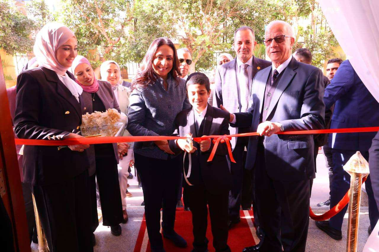 وزيرة التضامن تفتتح