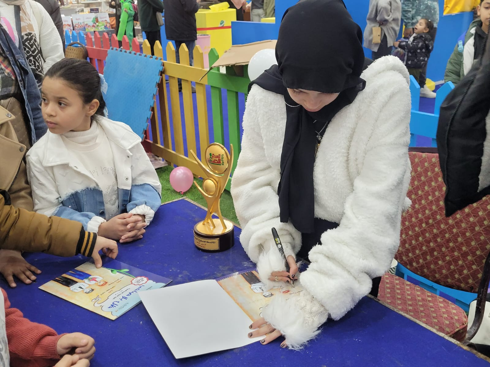 الشاعر الأردني 