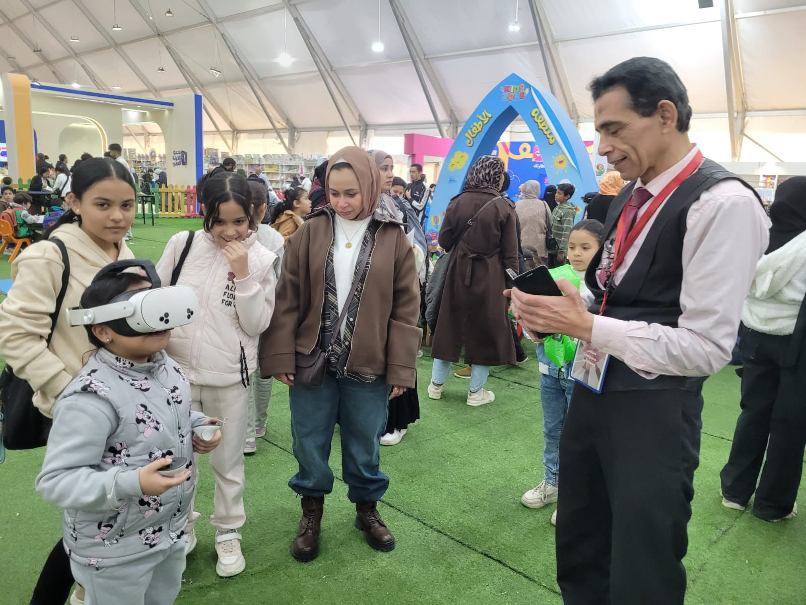 الشاعر الأردني 