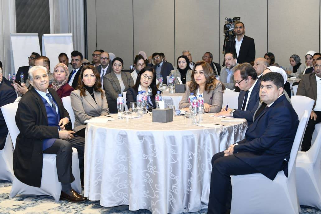منال عوض