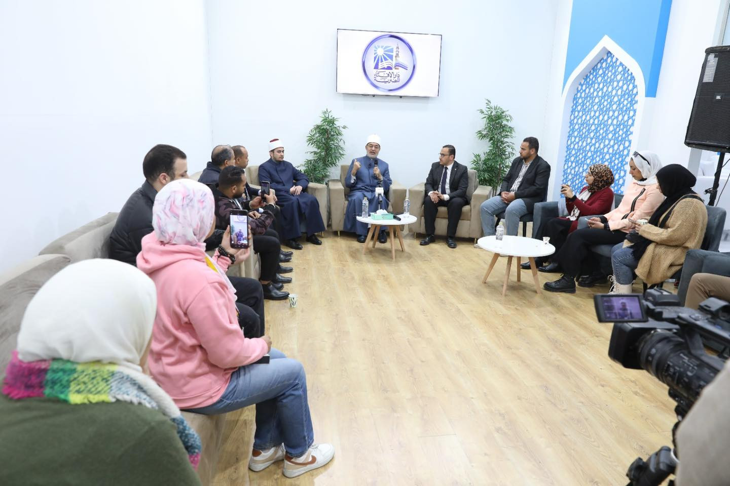 مفتي الجمهورية : نجاح دار الإفتاء في معرض الكتاب ثمرة شراكة مع الإعلام