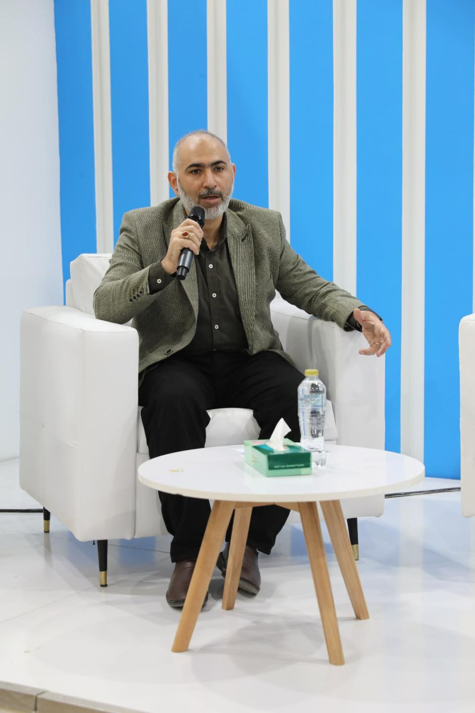 مفتي الجمهورية في معرض الكتاب