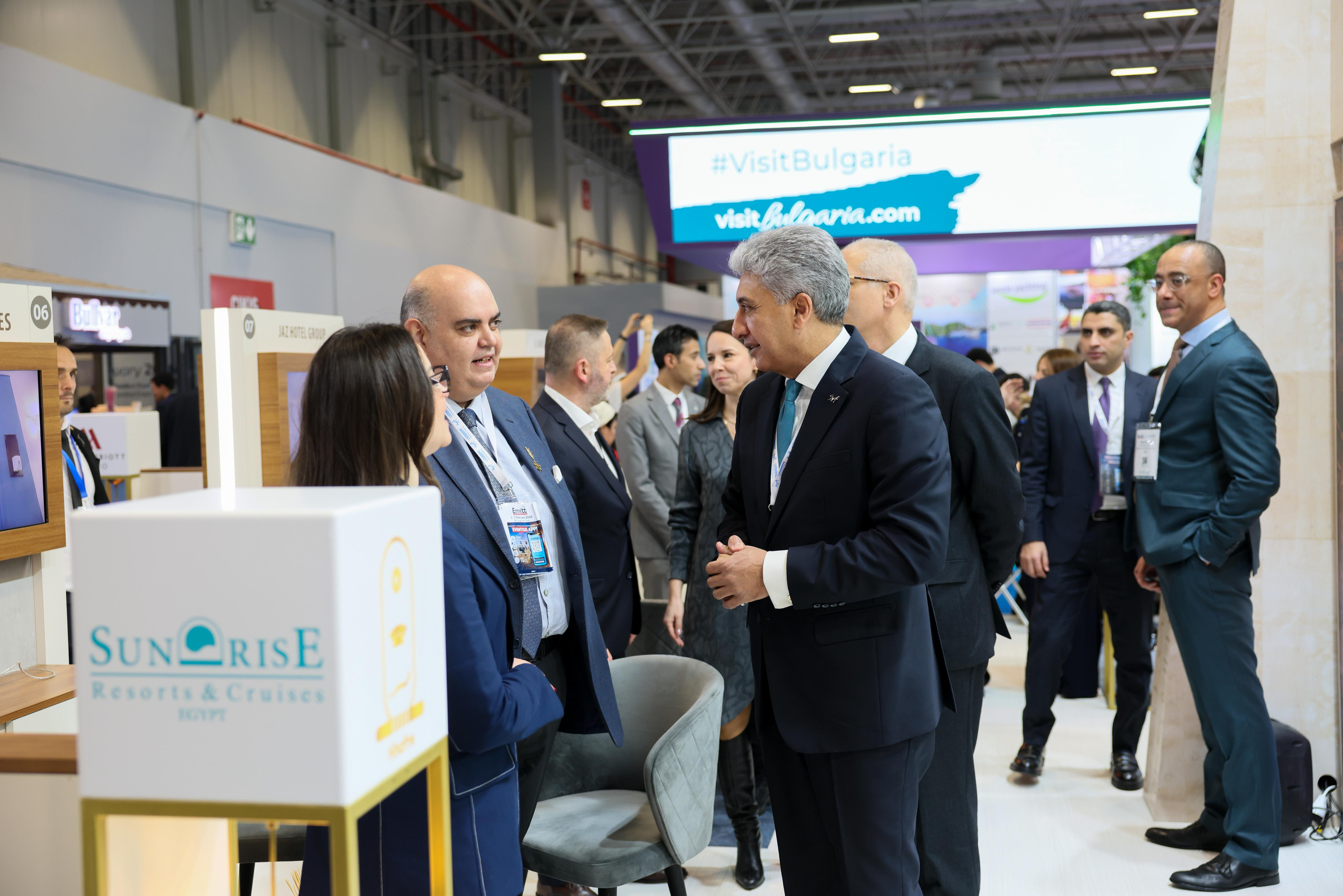 وزير السياحة