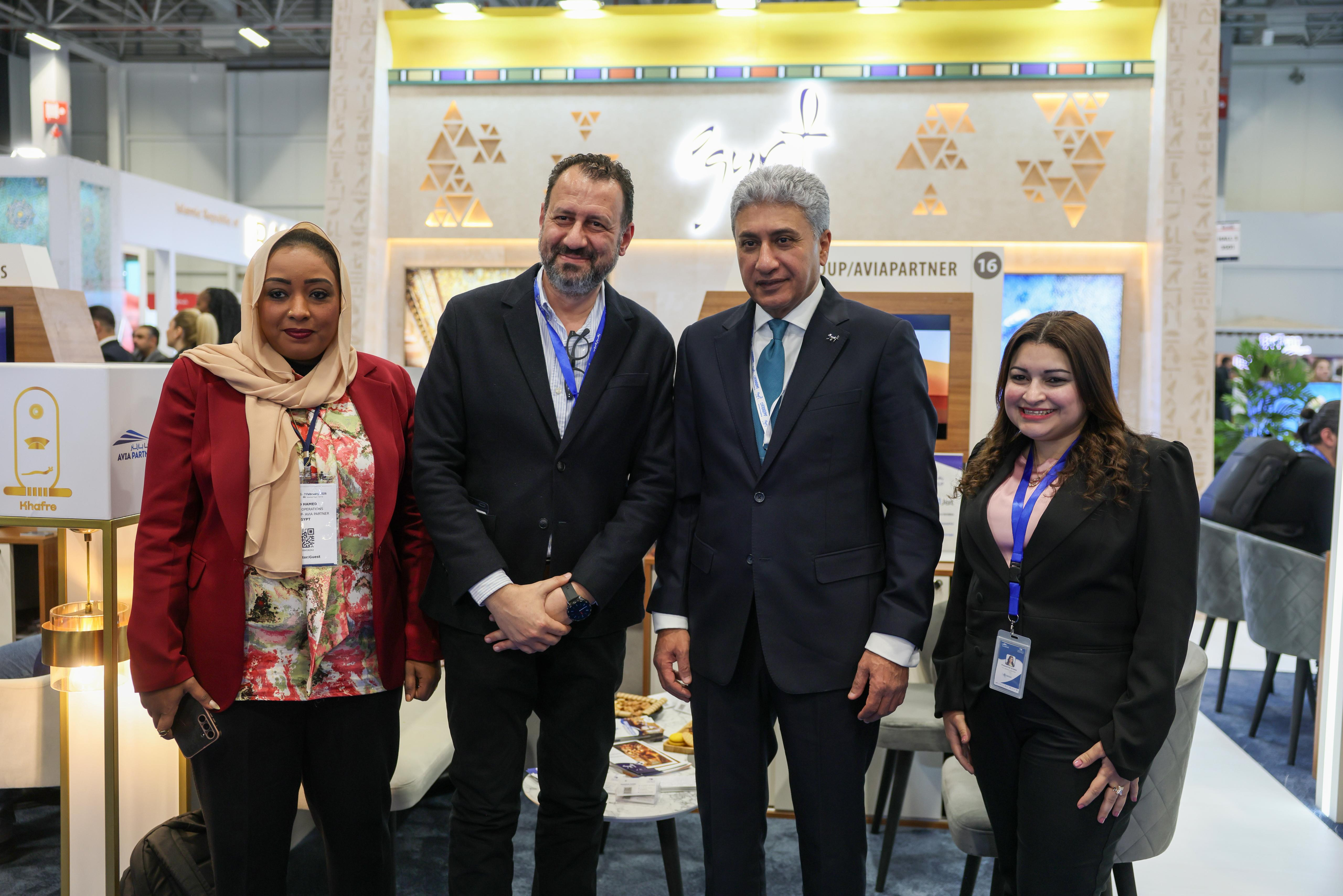 وزير السياحة