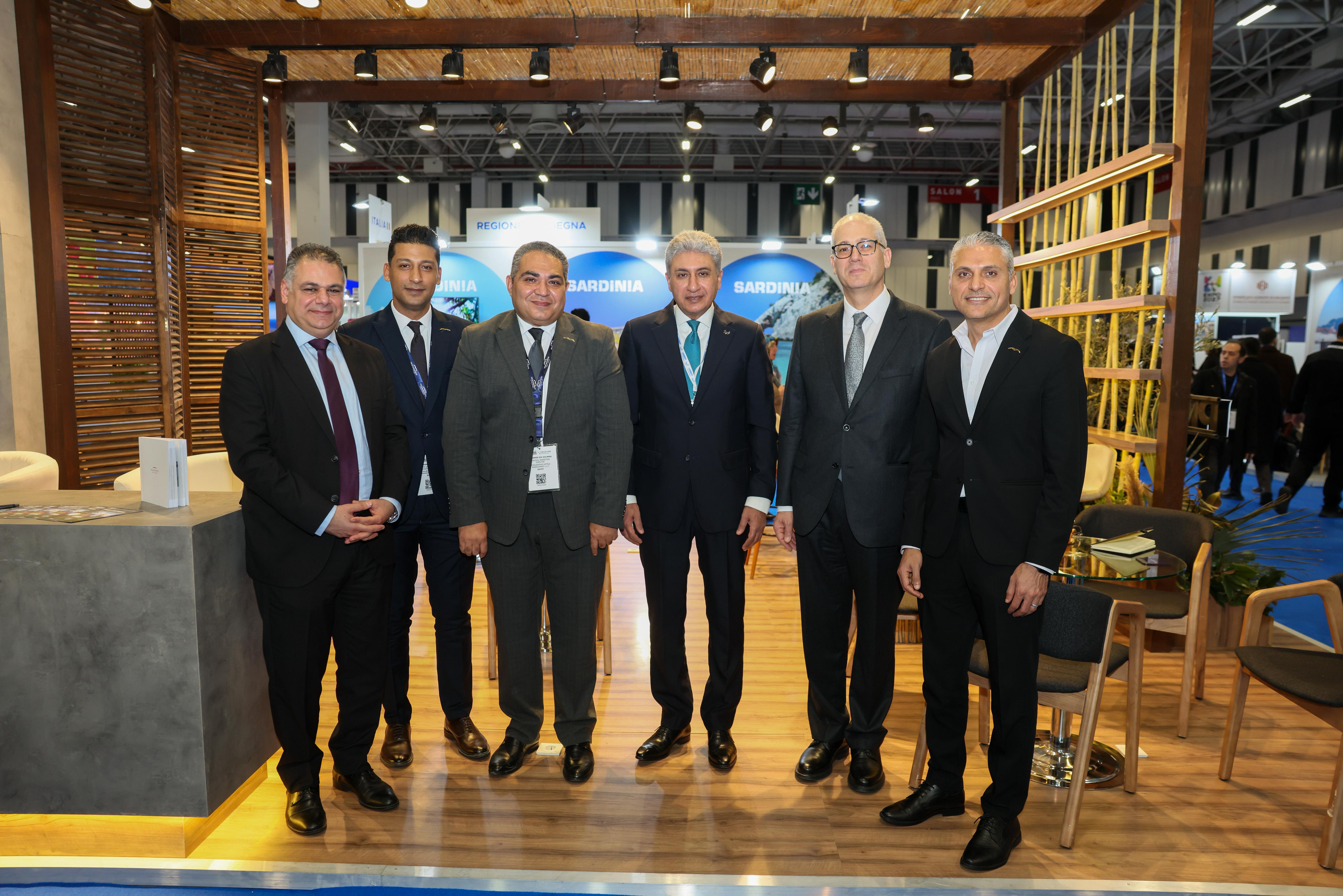 وزير السياحة