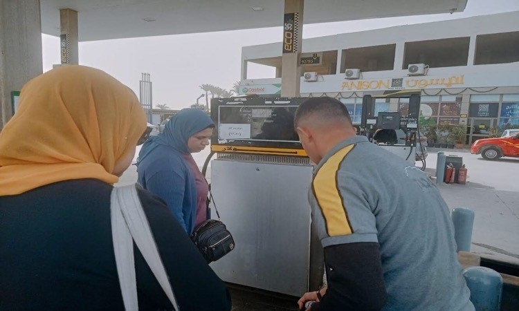 حافظ الفيوم يوجه بتكثيف الرقابة على محطات تعبئة البوتاجاز بمركز طامية