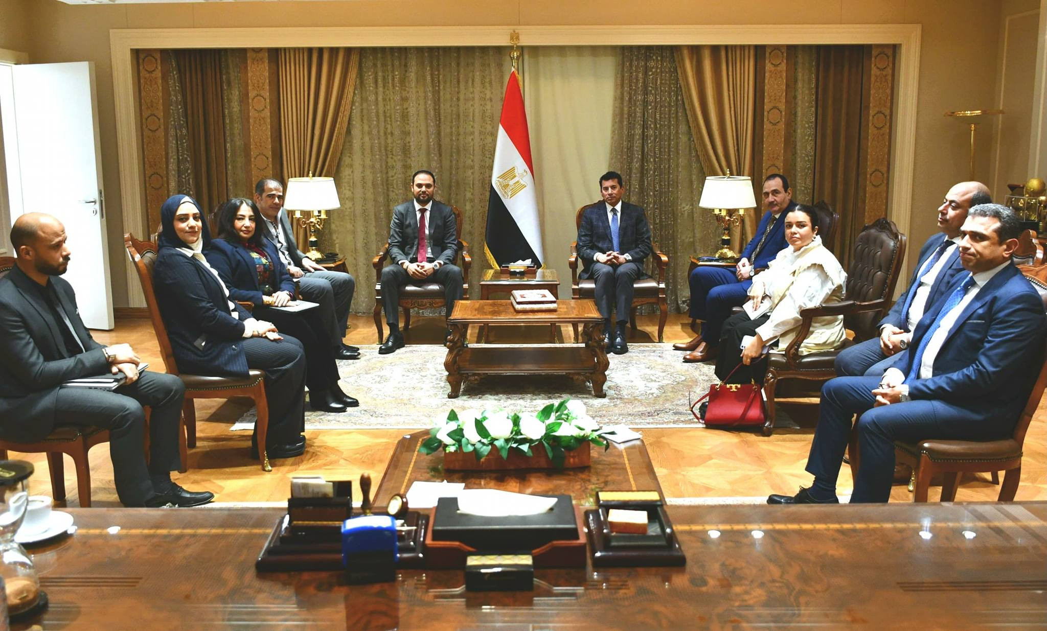 وزير الشباب والرياضة