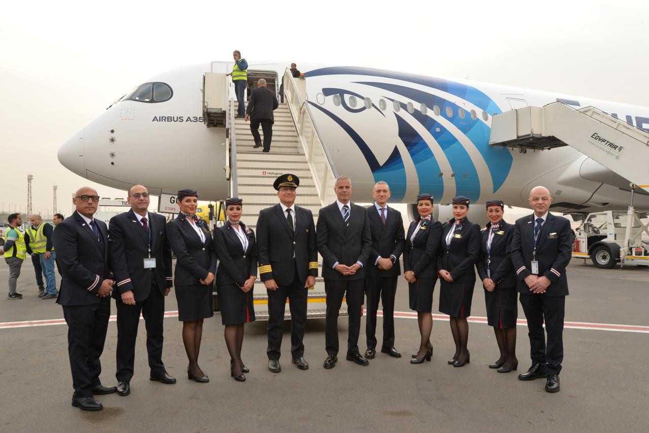 أول طائرة لمصر للطيران طراز الايرباص