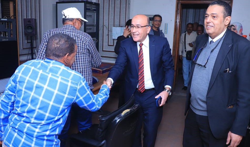 القنوات الإقليمية