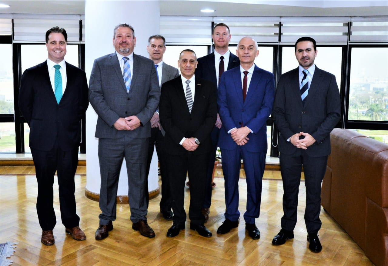 صور..وزير الطيران يلتقي وفد إدارة الطيران الفيدرالي الأمريكية (FAA)