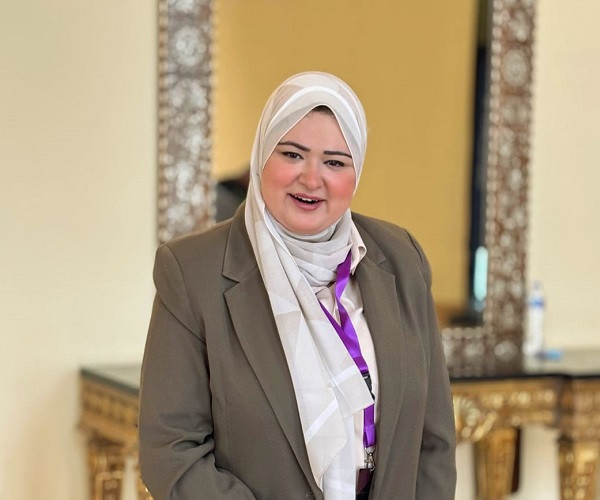 د.سارة فوزي