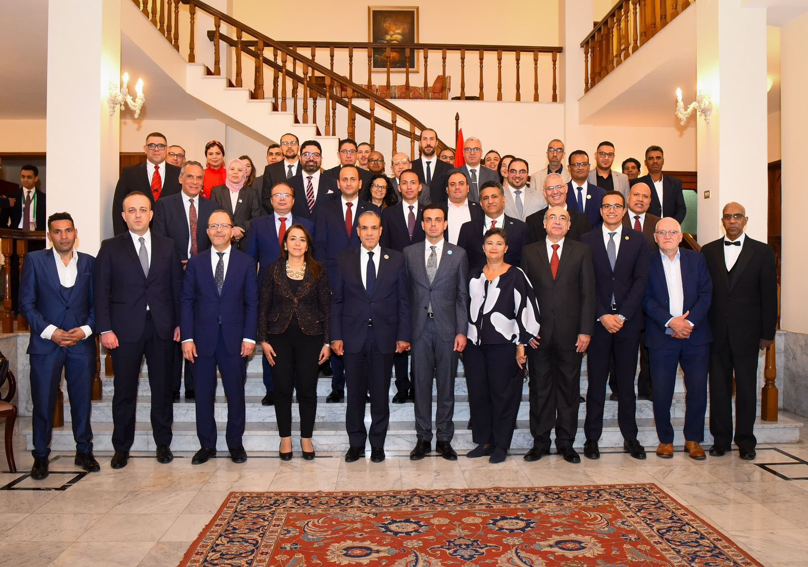 وزير الخارجية