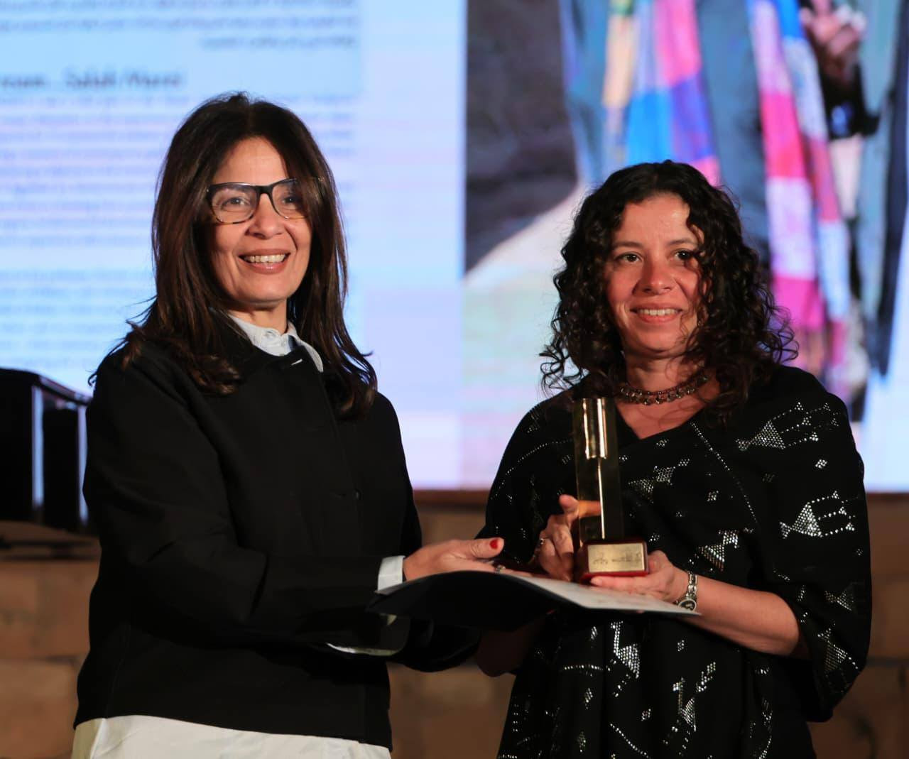 وزيرة الثقافة