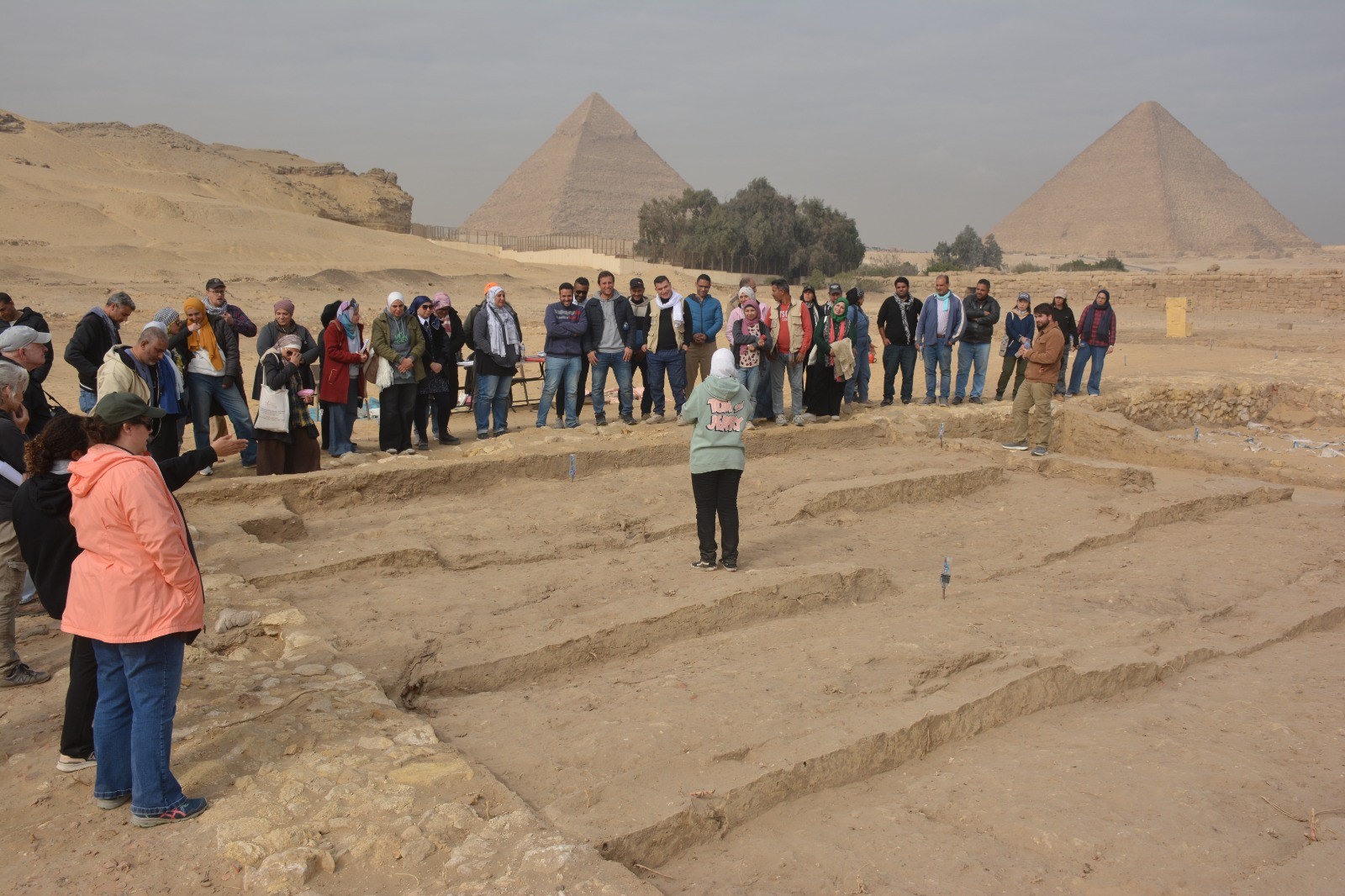 المدرسة الميدانية المُتقدمة للحفائر &lrm;