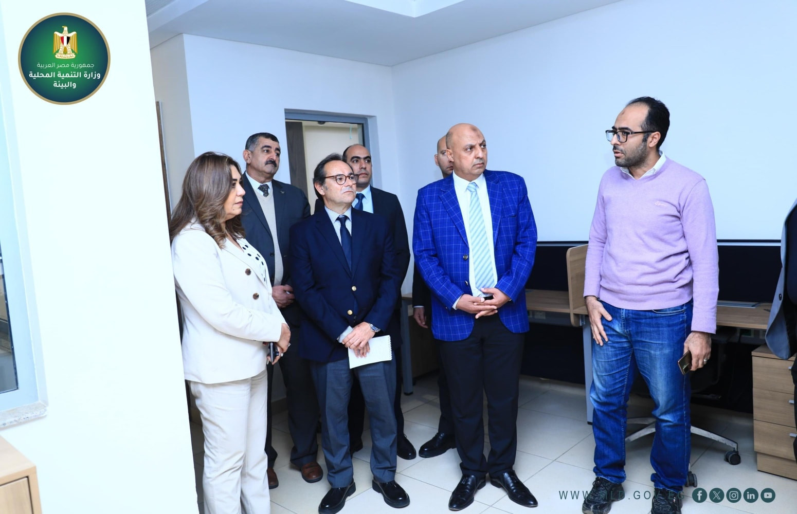 الدكتورة منال عوض