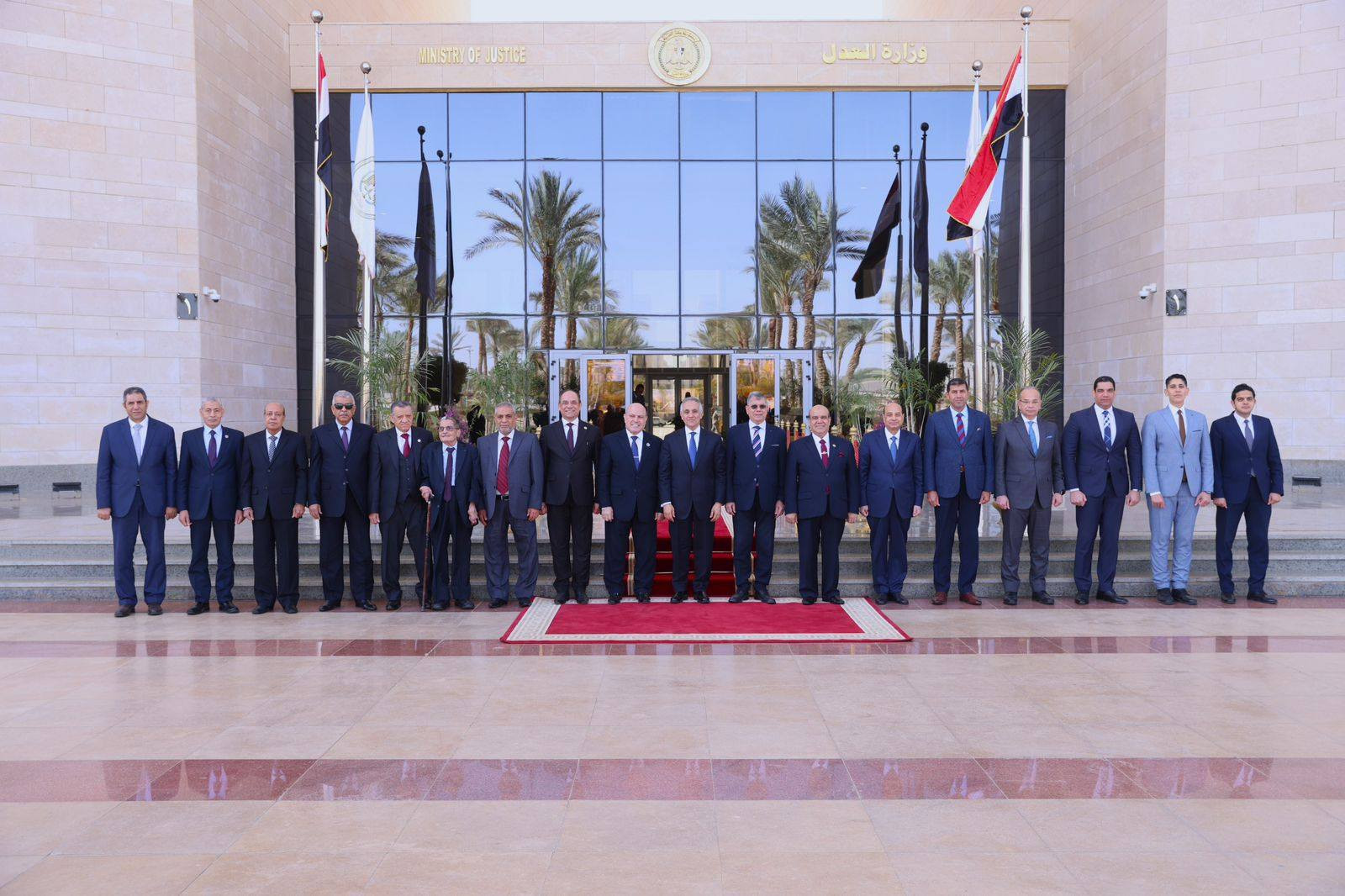 وزير العدل يستقبل رئيس هيئة النيابة الإدارية&lrm;