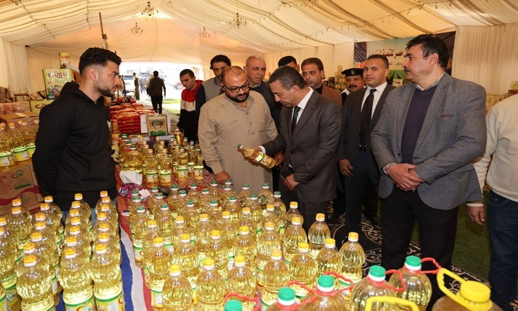 محافظ المنوفية يتفقد معرض 