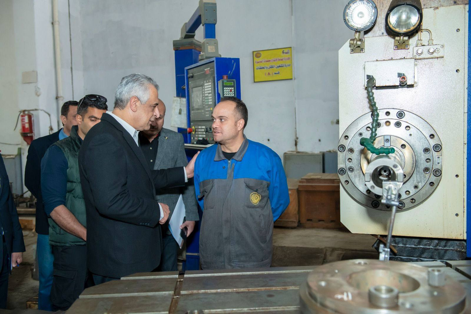 وزير الإنتاج الحربي