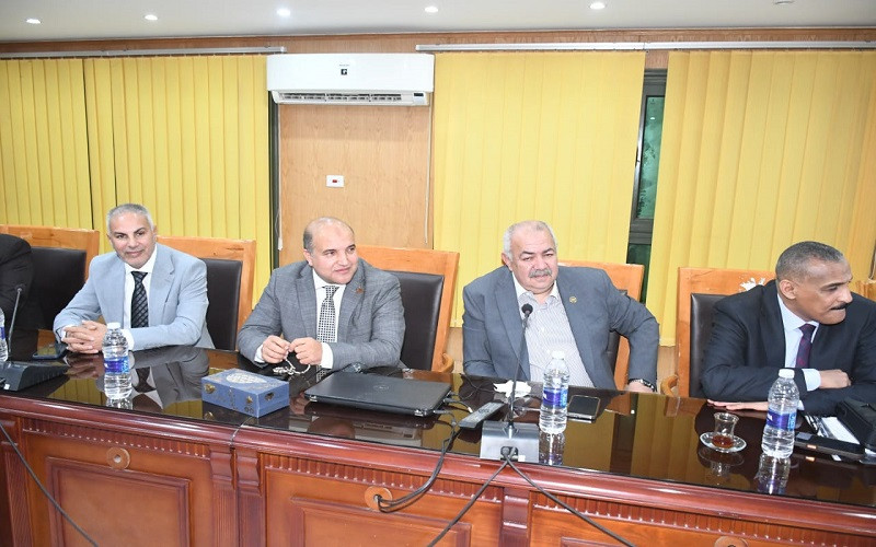 محافظ الفيوم