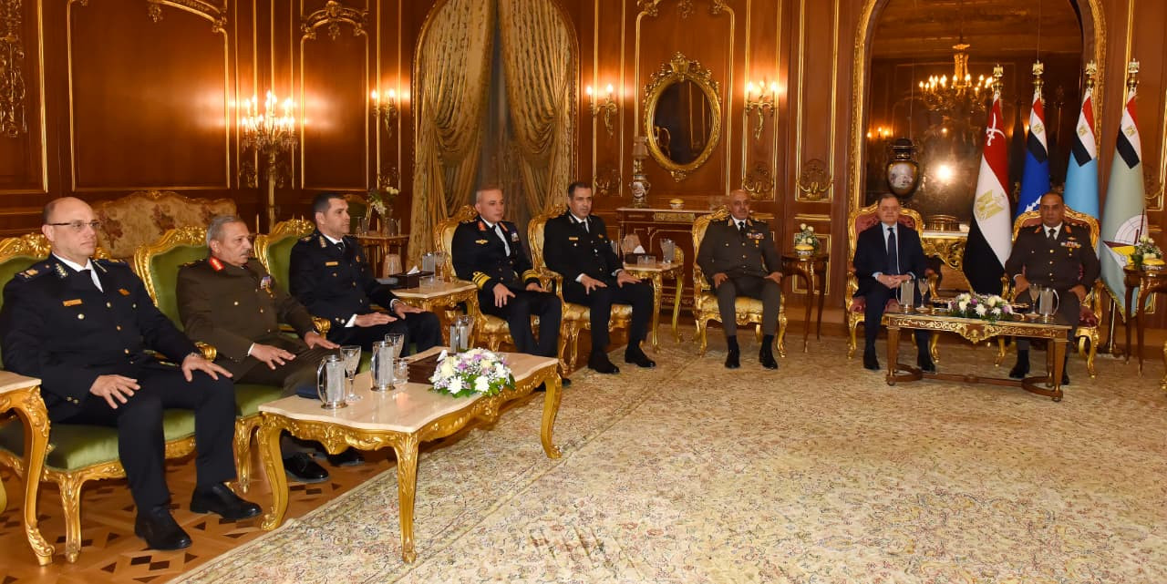 وزيرا الدفاع والداخلية