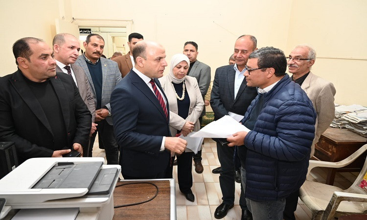 محافظ الغربية يتفقد المحلة ويوجه بسرعة الانتهاء من المبنى الجديد لخدمة