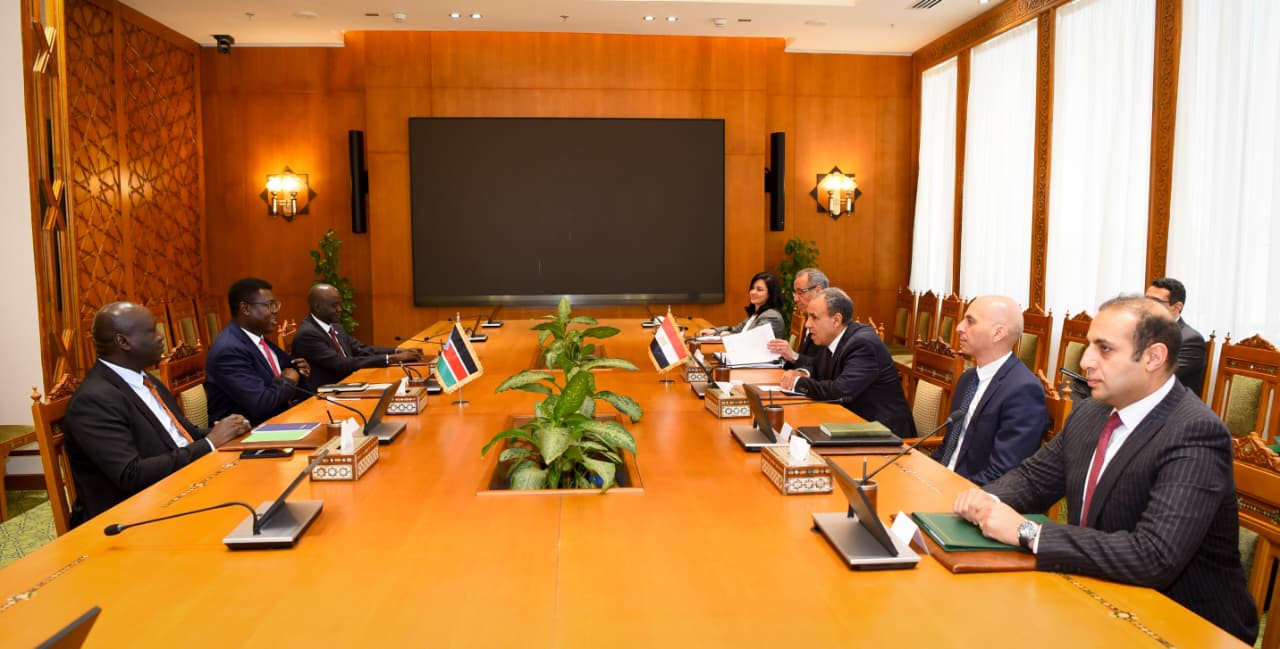 وزير الخارجية