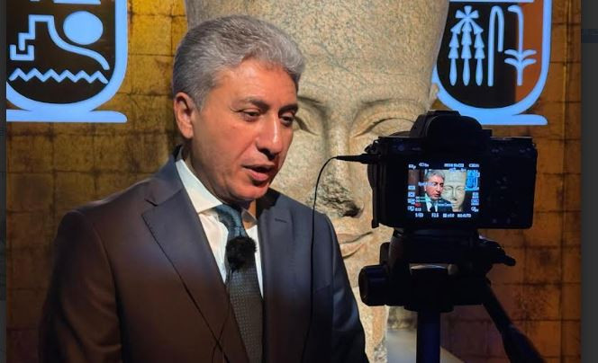 وزير السياحة