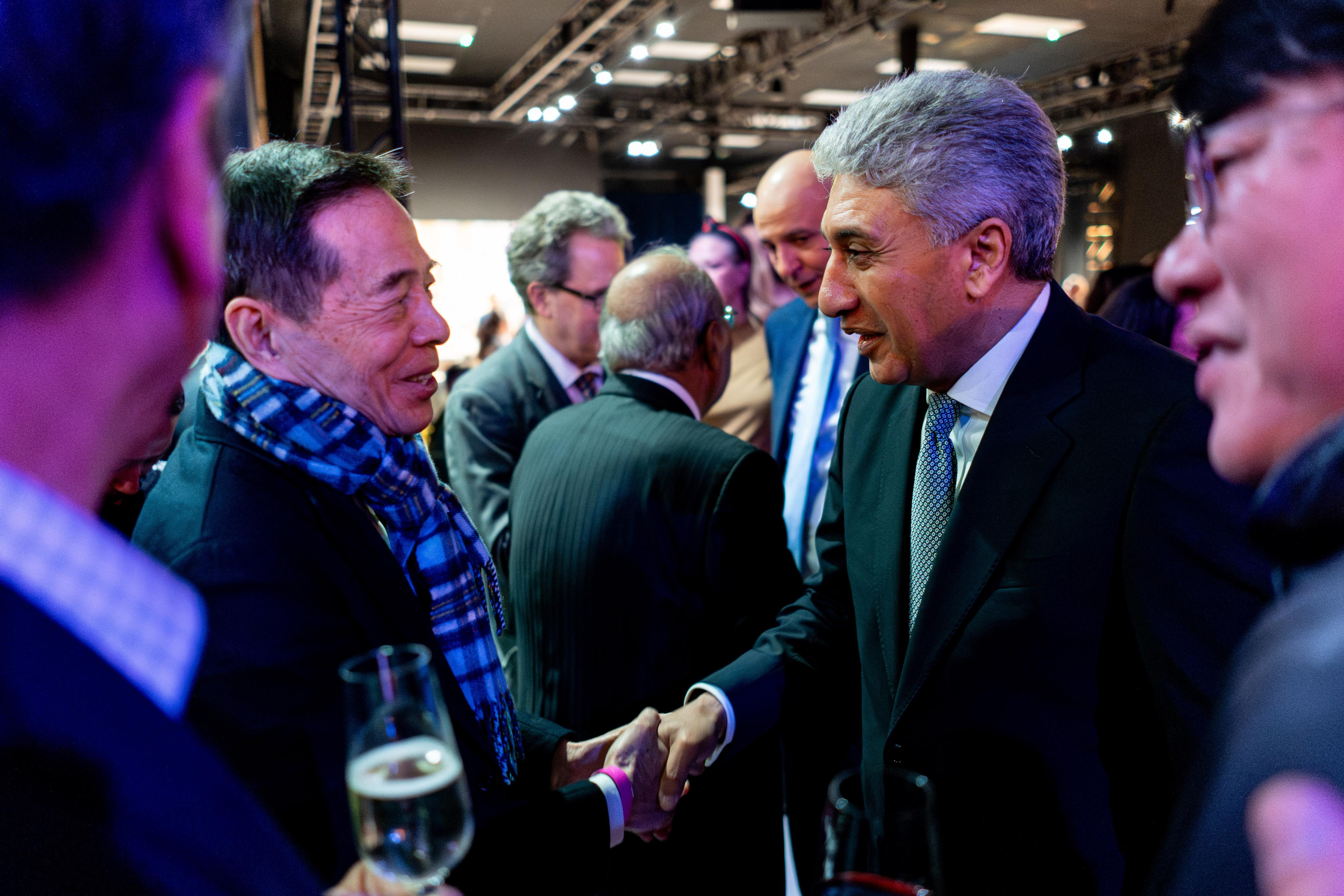 شريف فتحي  وزير السياحة والآثار