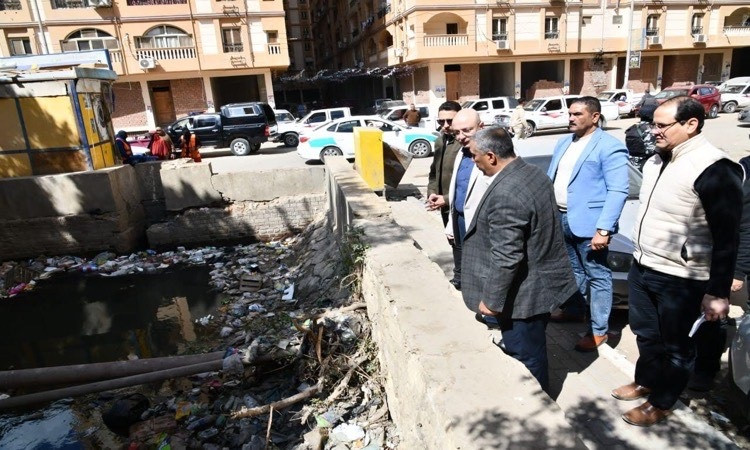 وإصلاح هبوط أرضي بميدان عبد المنعم ر