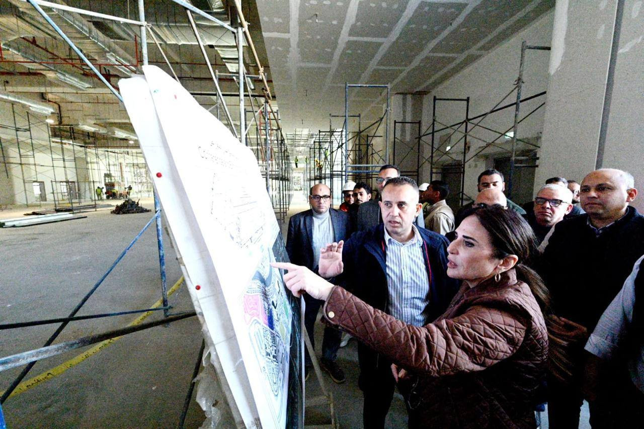 وزيرة الإسكان