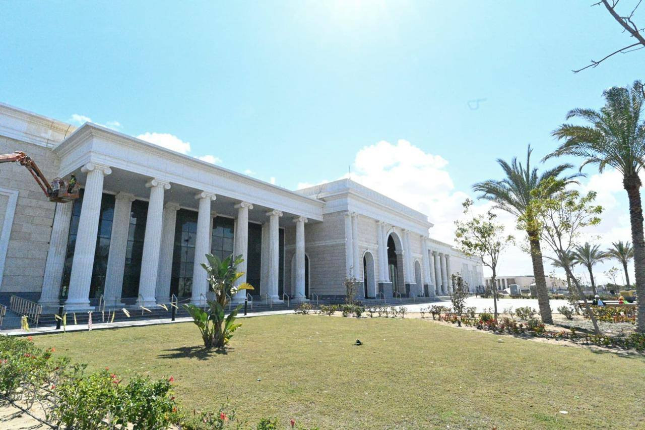 وزيرة الإسكان