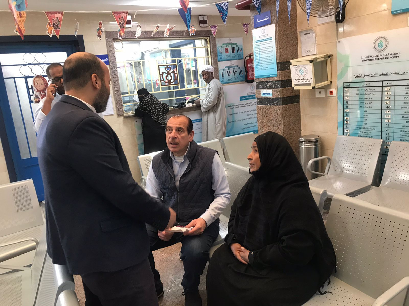 نائب وزير الصحة يتفقد منشآت أسوان ميدانيًا
