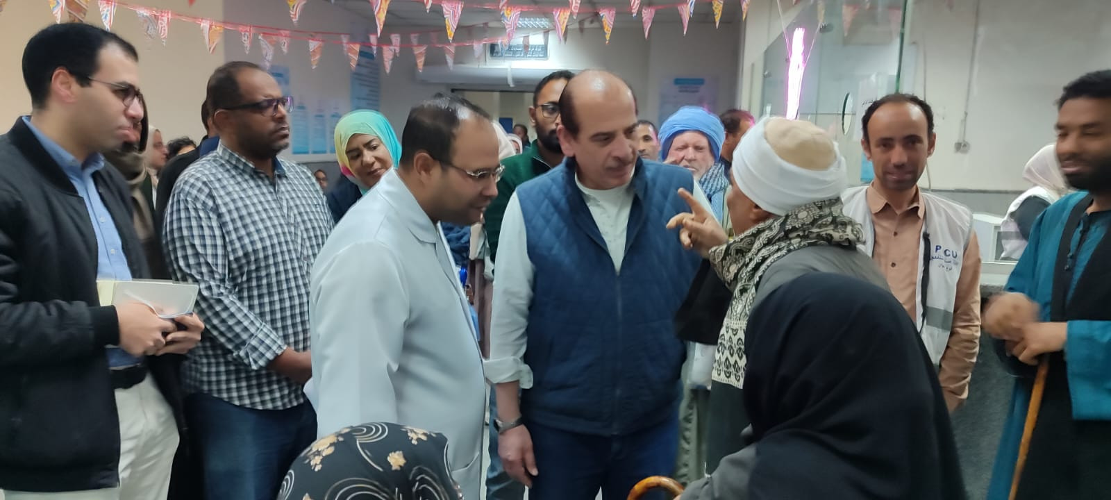 نائب وزير الصحة يتفقد منشآت أسوان ميدانيًا