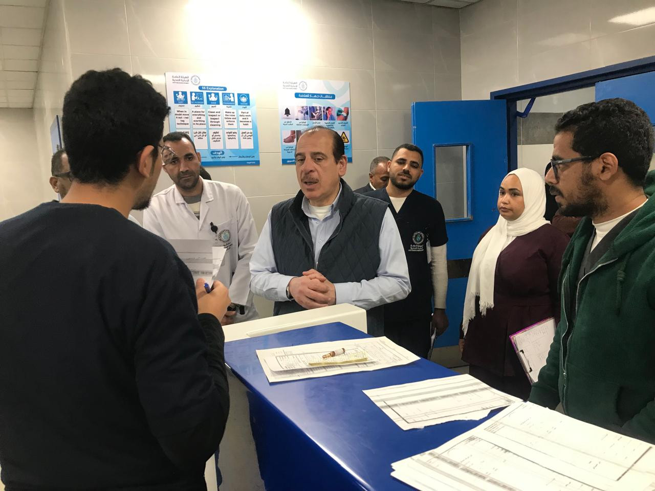 نائب وزير الصحة يتفقد منشآت أسوان ميدانيًا
