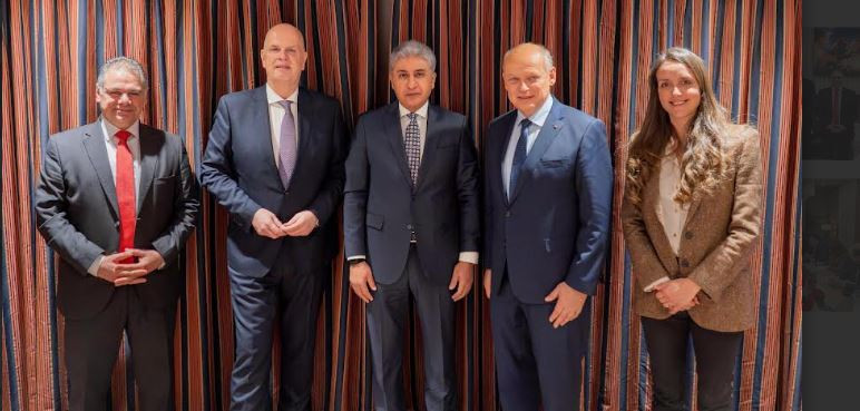 وزير السياحة