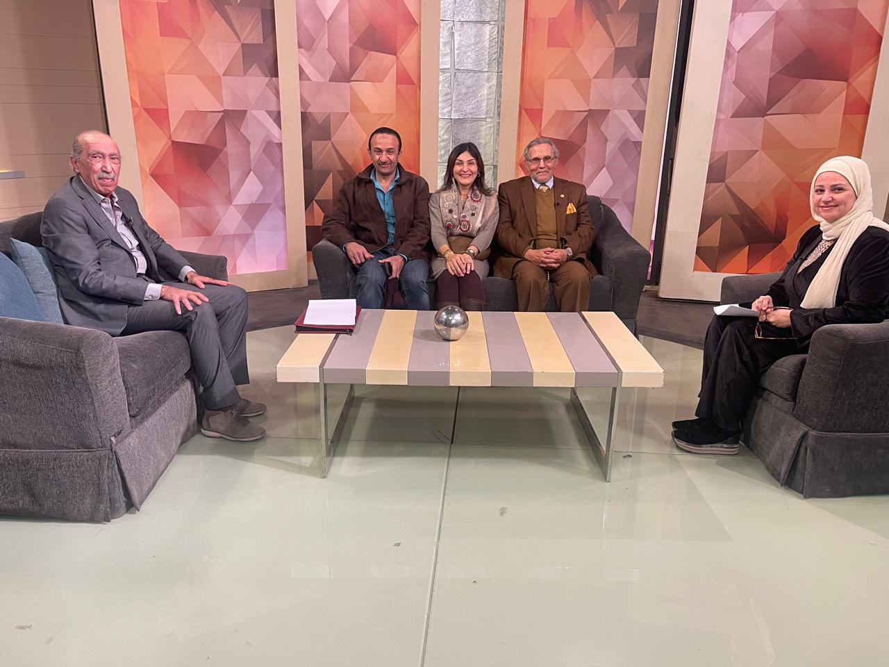 (الصالون) يفتح ملف الهوية البصرية للقاهرة بحضور كبار المتخصصين