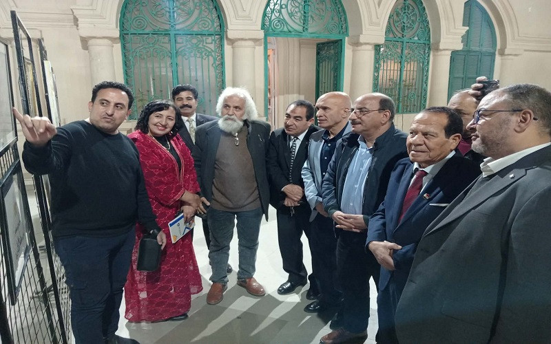 ورش فنية وعروض التحطيب والتنورة والفن النوبي تتألق في  بمكتبة القاهرة