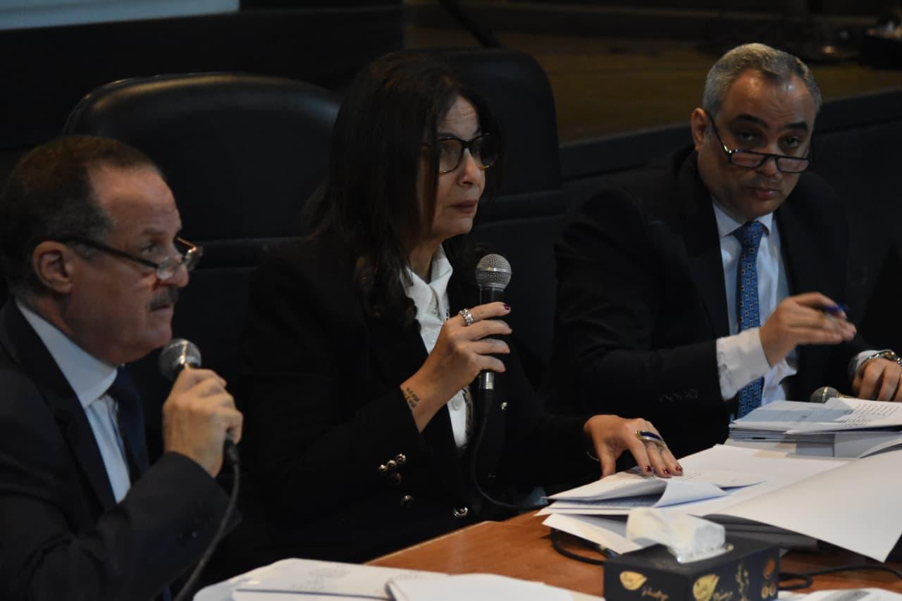 وزيرة الثقافة