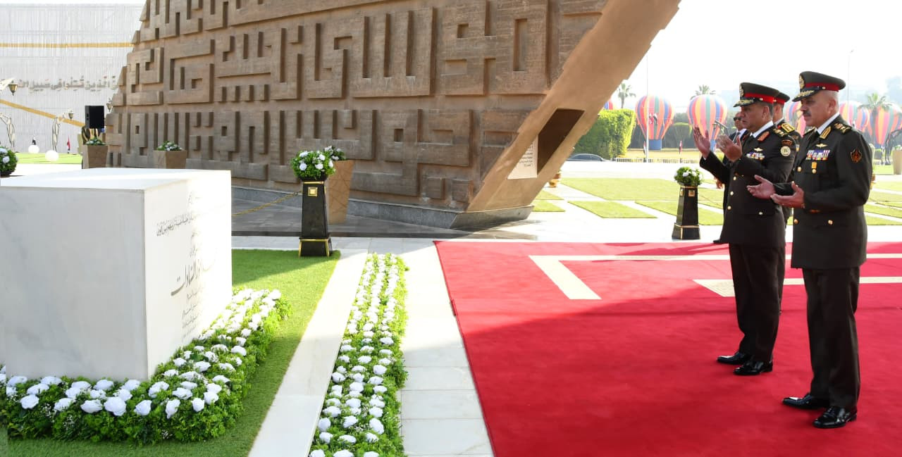 النصب التذكاري