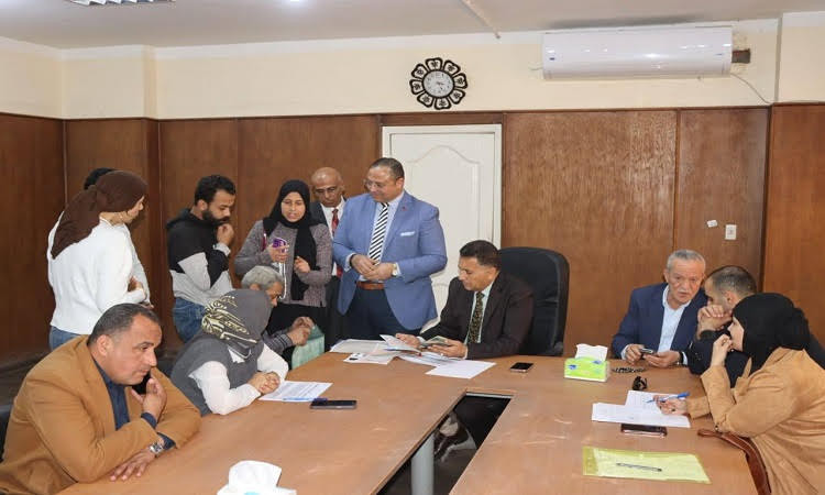 محافظ القليوبية يوفر فرص عمل لعدد من الشباب بالقطاع الخاص