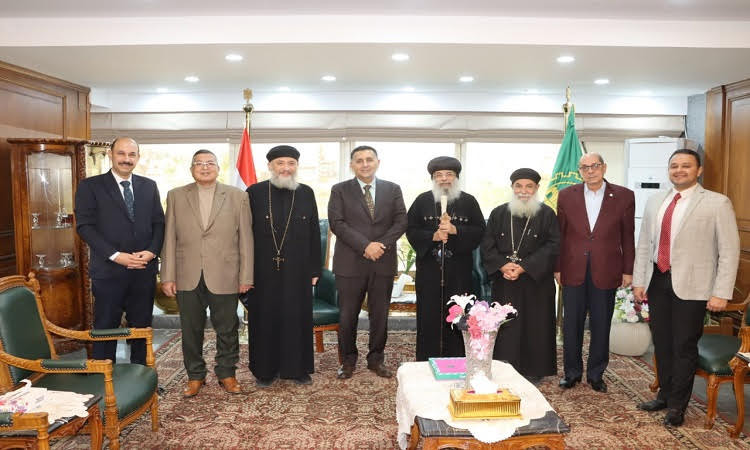 محافظ القليوبية يستقبل وفد قساوسة الكنيسة الإنجيلية