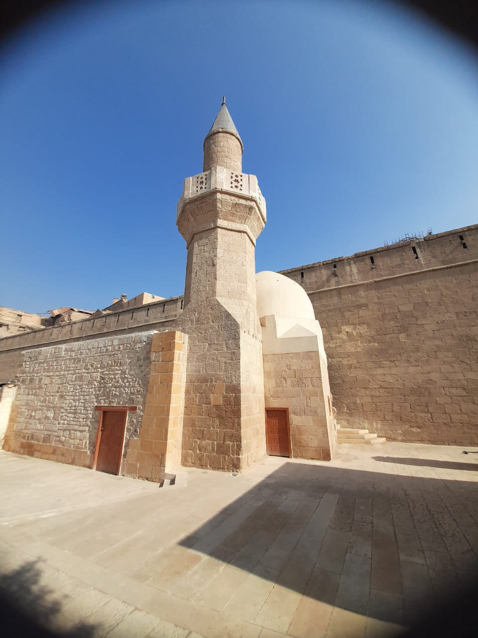 اعمال الترميم بالقلعة