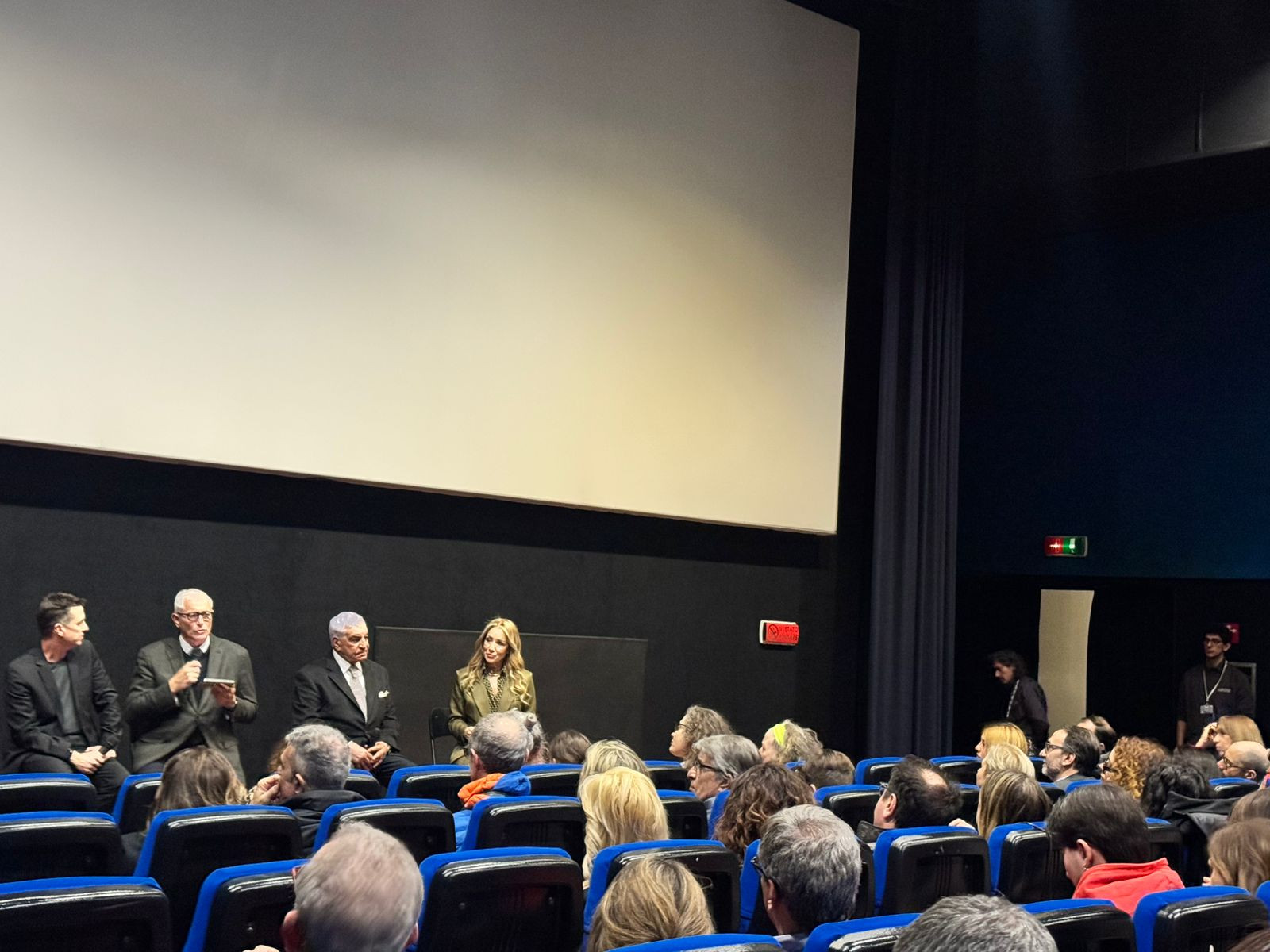 زاهي حواس الفيلم