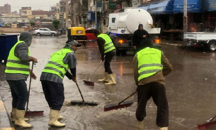 محافظ البحيرة: انتشار أكثر من 1500 معدة وطاقم بكل المناطق لرفع تراكمات