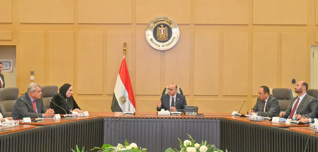 وزير الاستثمار: التوسع الخارجي لشركات المقاولات يعزز فرص العمل ويدعم ا