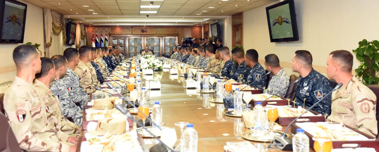 وزير الدفاع