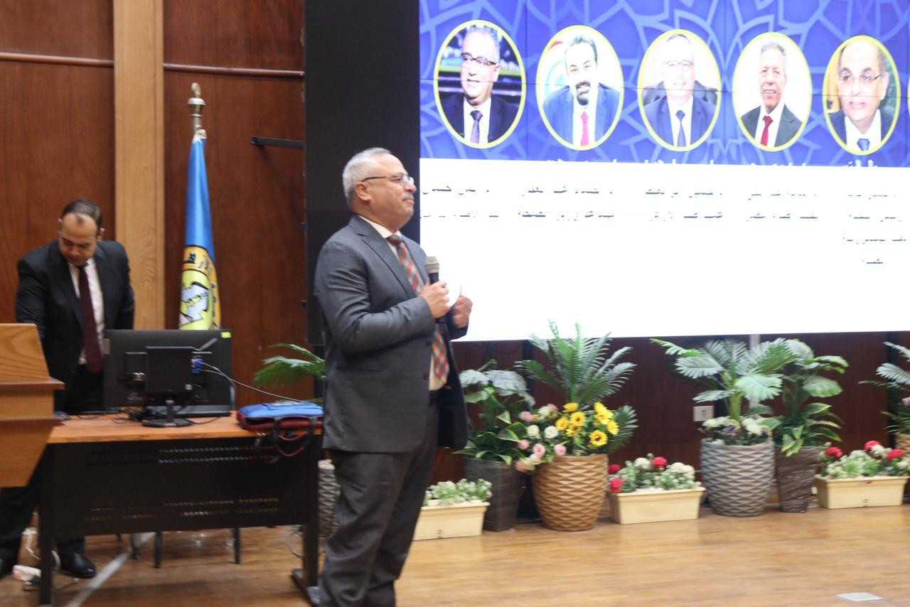 مناقشة قانون المهن الطبية