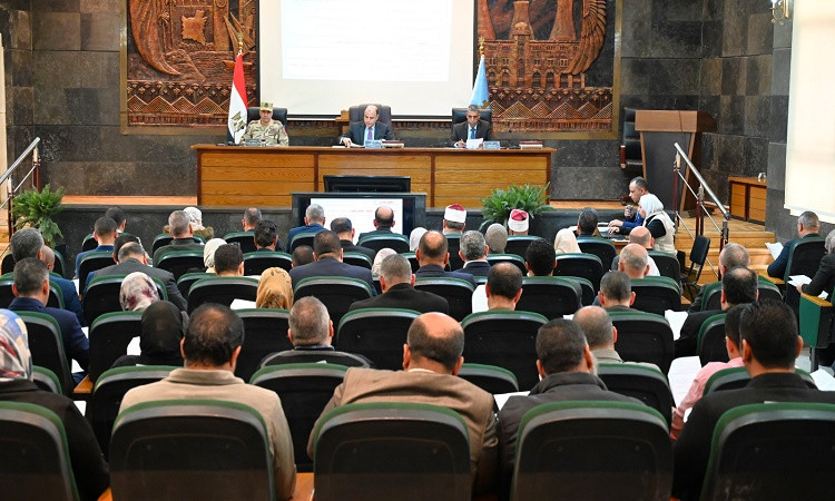 محافظ الغربية1