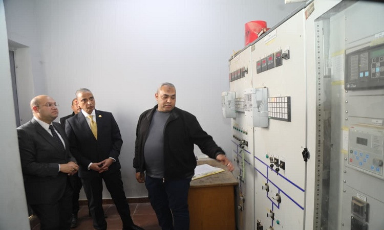محافظ الجيزة يتفقد مشروع محطة محولات أوسطي البدرشين جهد 220/66 ك. ف